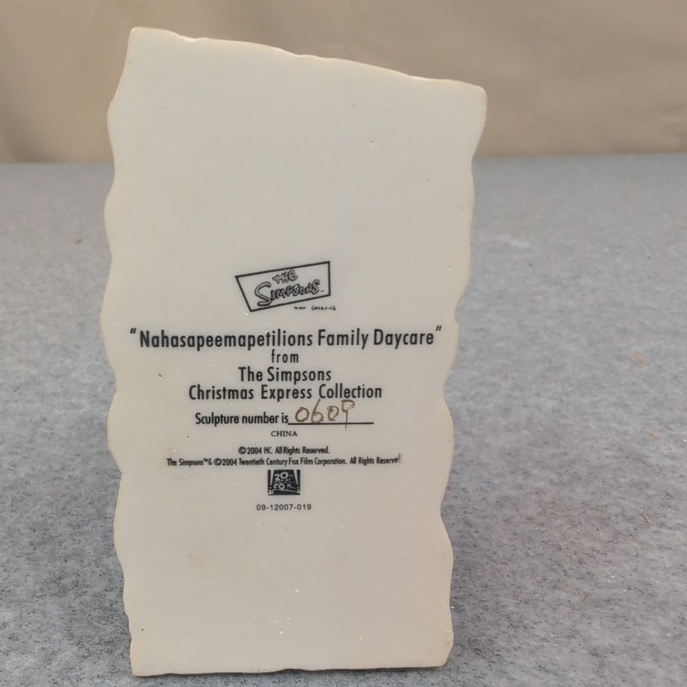 The Simpsons Christmas Express Nahasapeemapetilons Family Daycare Figurine 2004 - Picture 5 of 5